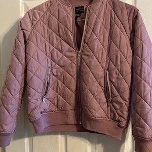 Forever 21 Women’s Mauve Quilted Zipper Pocket Bomber Jacket Size M